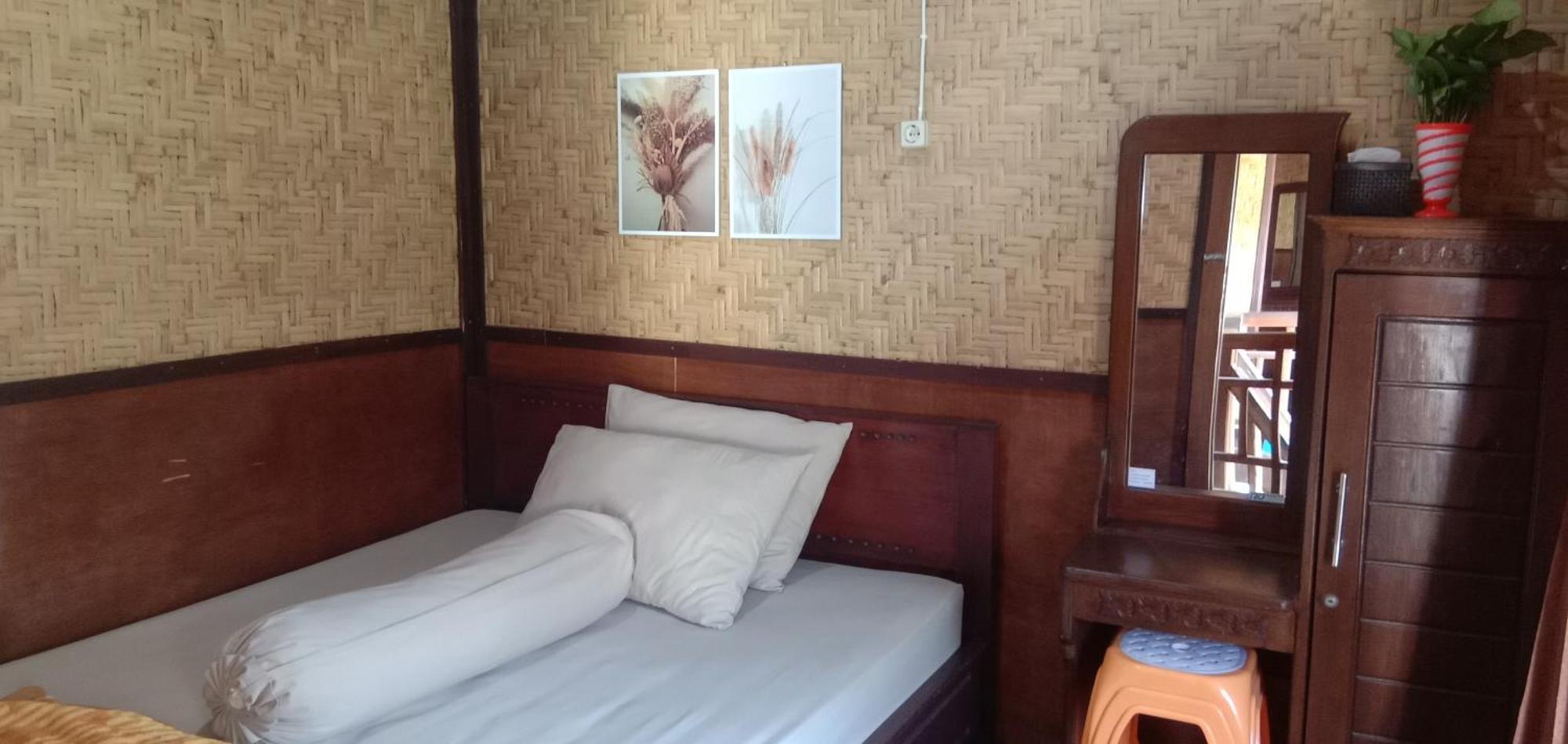 Radiya Guesthouse Sembalunlawang Dış mekan fotoğraf