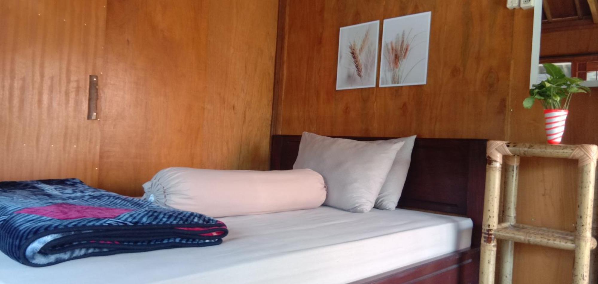 Radiya Guesthouse Sembalunlawang Dış mekan fotoğraf