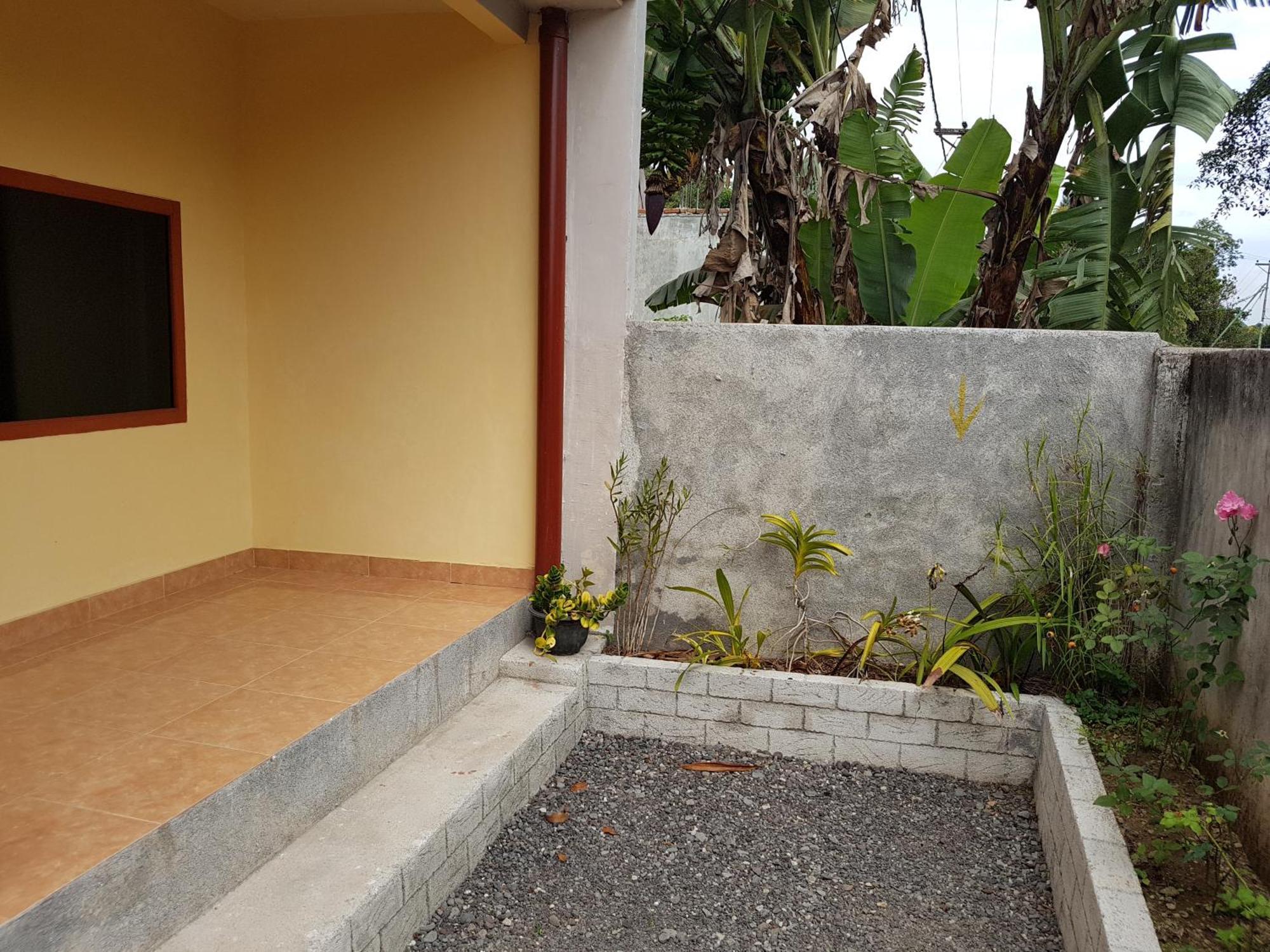 Radiya Guesthouse Sembalunlawang Oda fotoğraf